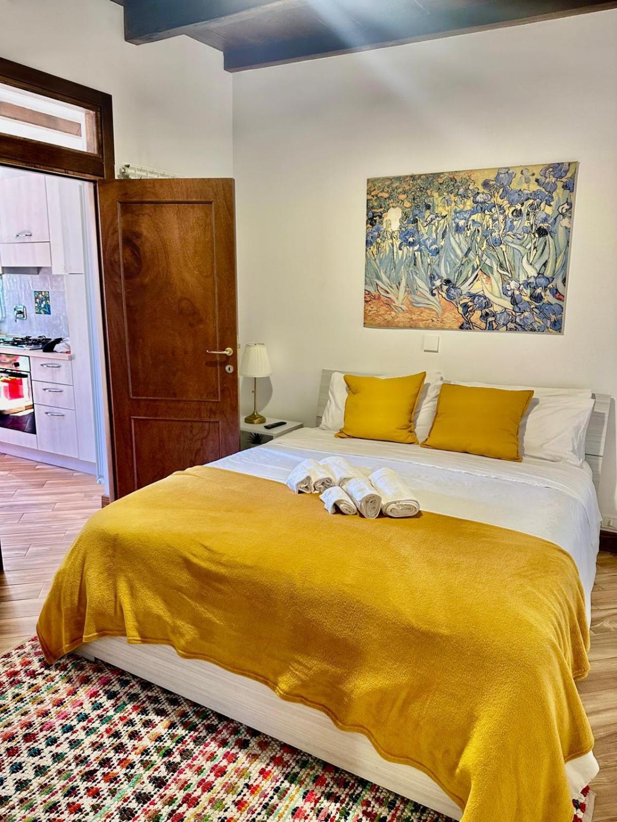 Il Bijoux Apartment Celano Bagian luar foto